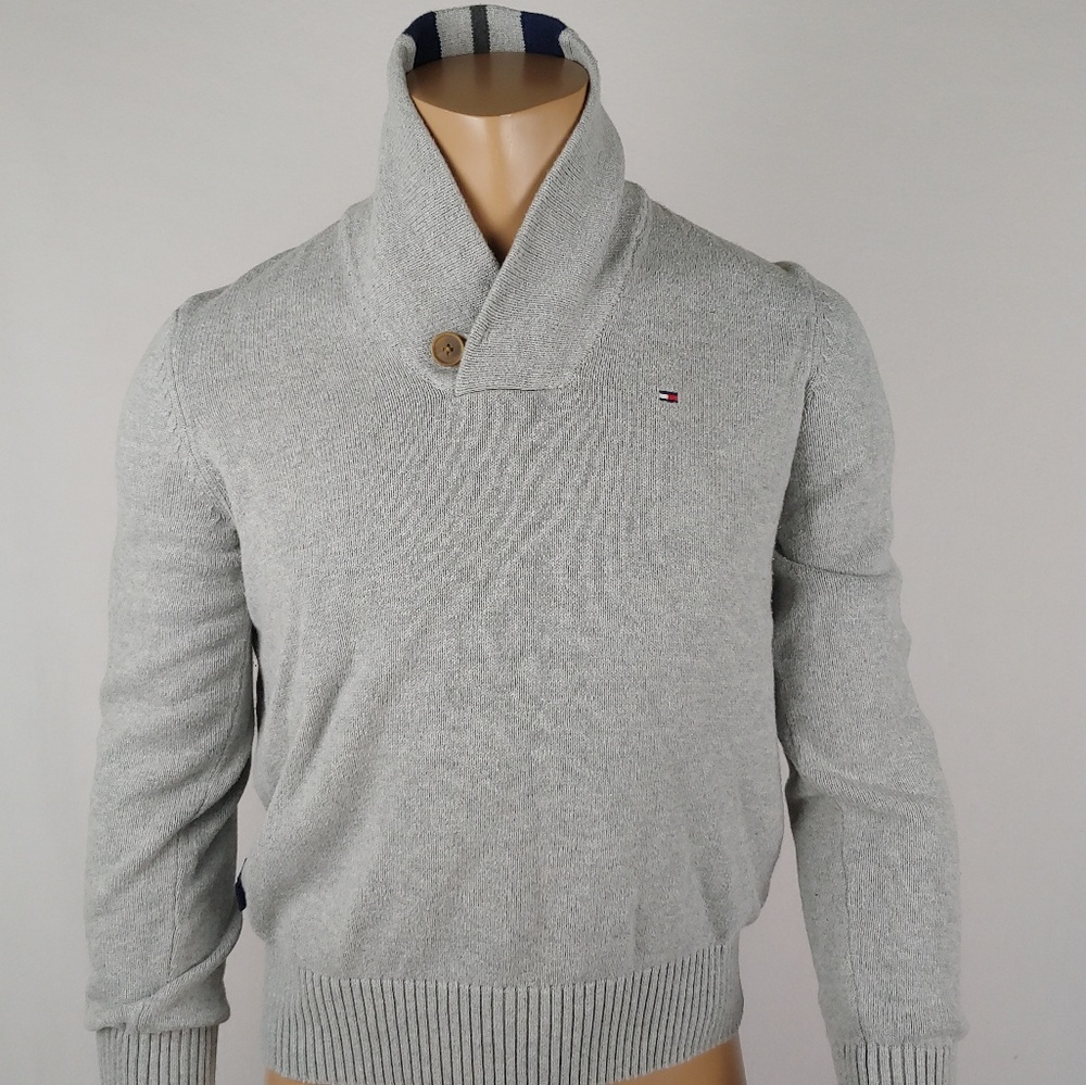 New Tommy Hilfiger Sweater